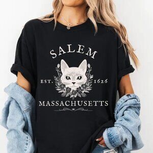 Salem Massachusetts Tshirt, Spooky Cat Graphic Unisex Vintage TShirt, Cat Lover